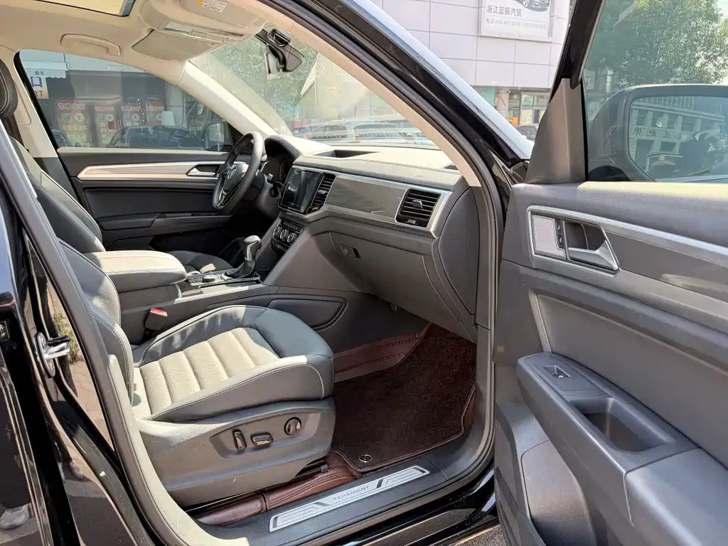 Volkswagen Teramont — миниатюра 12