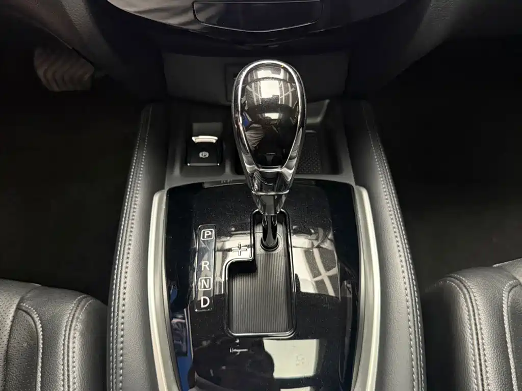 Nissan X-Trail — миниатюра 15