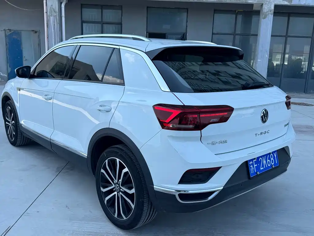 Volkswagen T-Roc — миниатюра 7