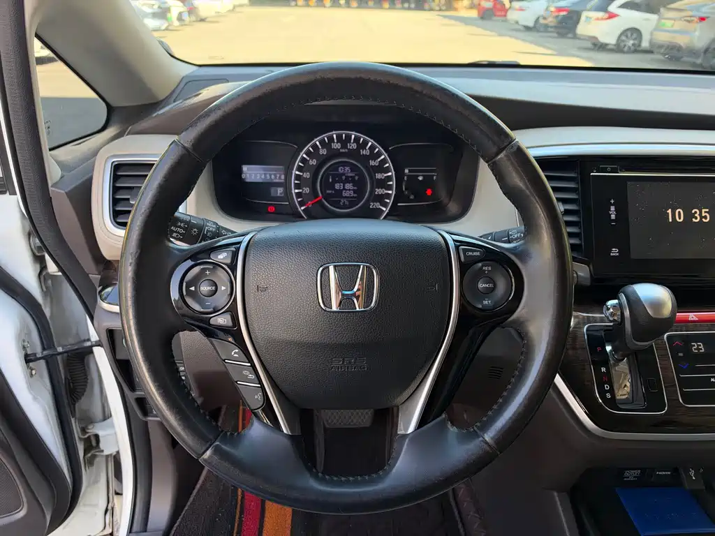 Honda Odyssey — миниатюра 8