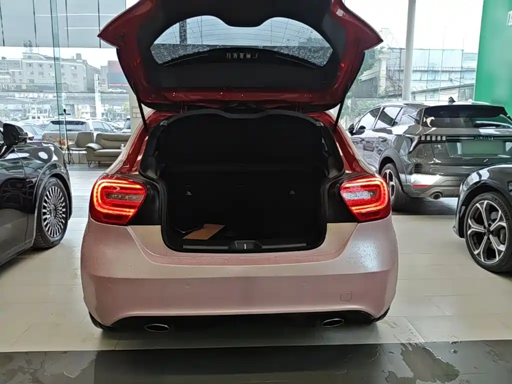 Mercedes-Benz A-Class (Import) — миниатюра 19