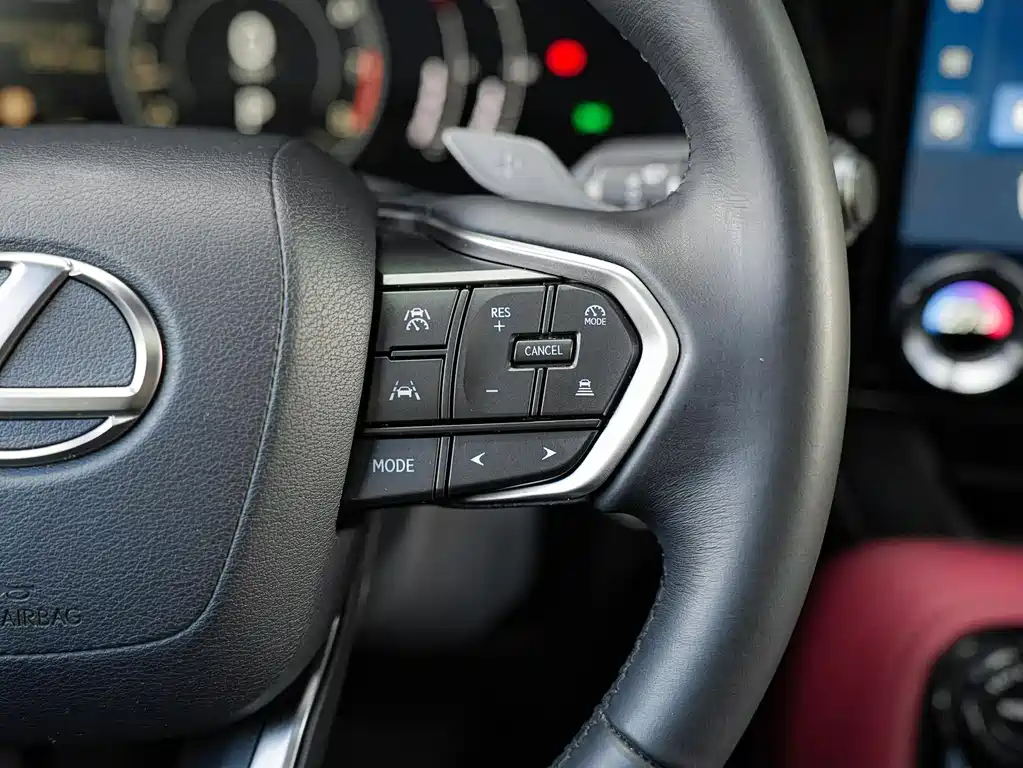 Lexus NX — миниатюра 21