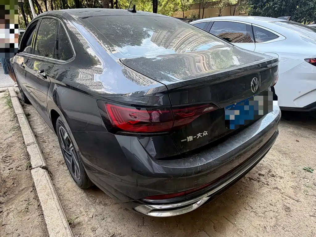 Volkswagen Sagitar — миниатюра 10