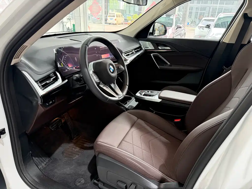 BMW X1 2025 sDrive25Li X