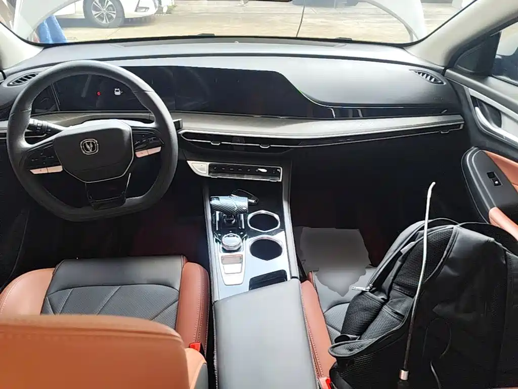 Changan Eado — миниатюра 10