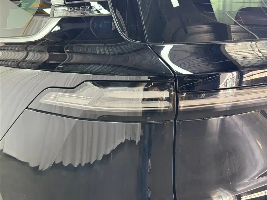 Changan Deepal DARK BLUE S09