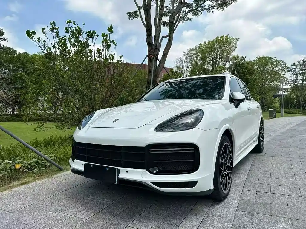 Porsche Cayenne 2014