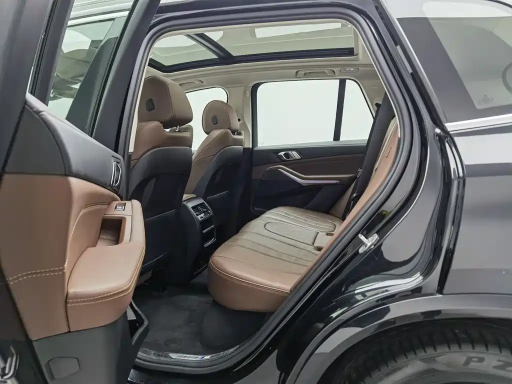 BMW X5 (Import) — миниатюра 15
