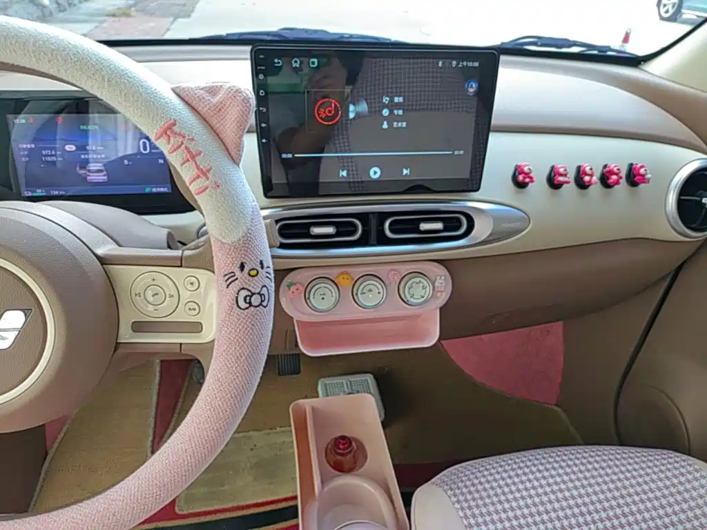 Wuling MINIEV — миниатюра 13