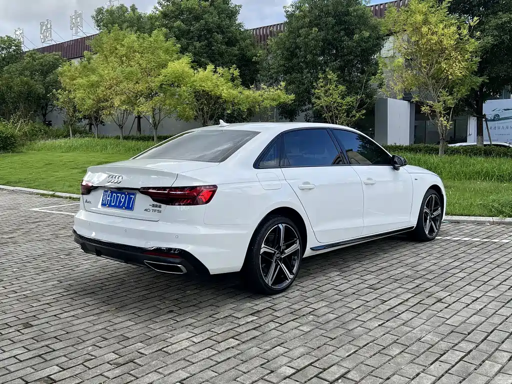 Audi A4L — миниатюра 11