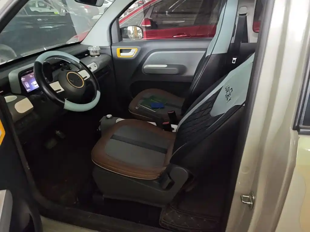 Wuling MINIEV — миниатюра 13