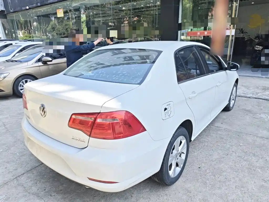 Volkswagen Bora — миниатюра 7