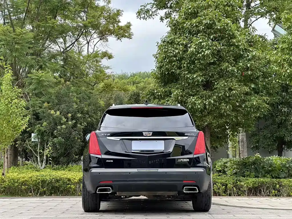 Cadillac XT5 — миниатюра 8