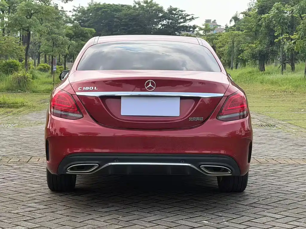 Mercedes-Benz C-Class — миниатюра 6