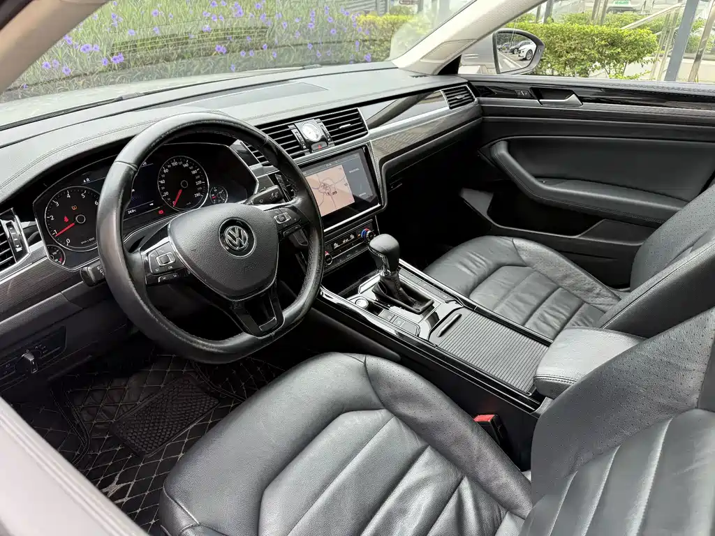 Volkswagen Phideon — миниатюра 8