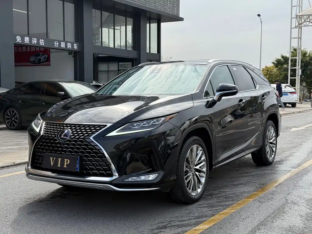 Lexus RX 2022