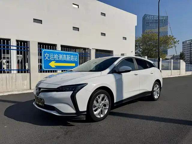 buick slightly-blue-6