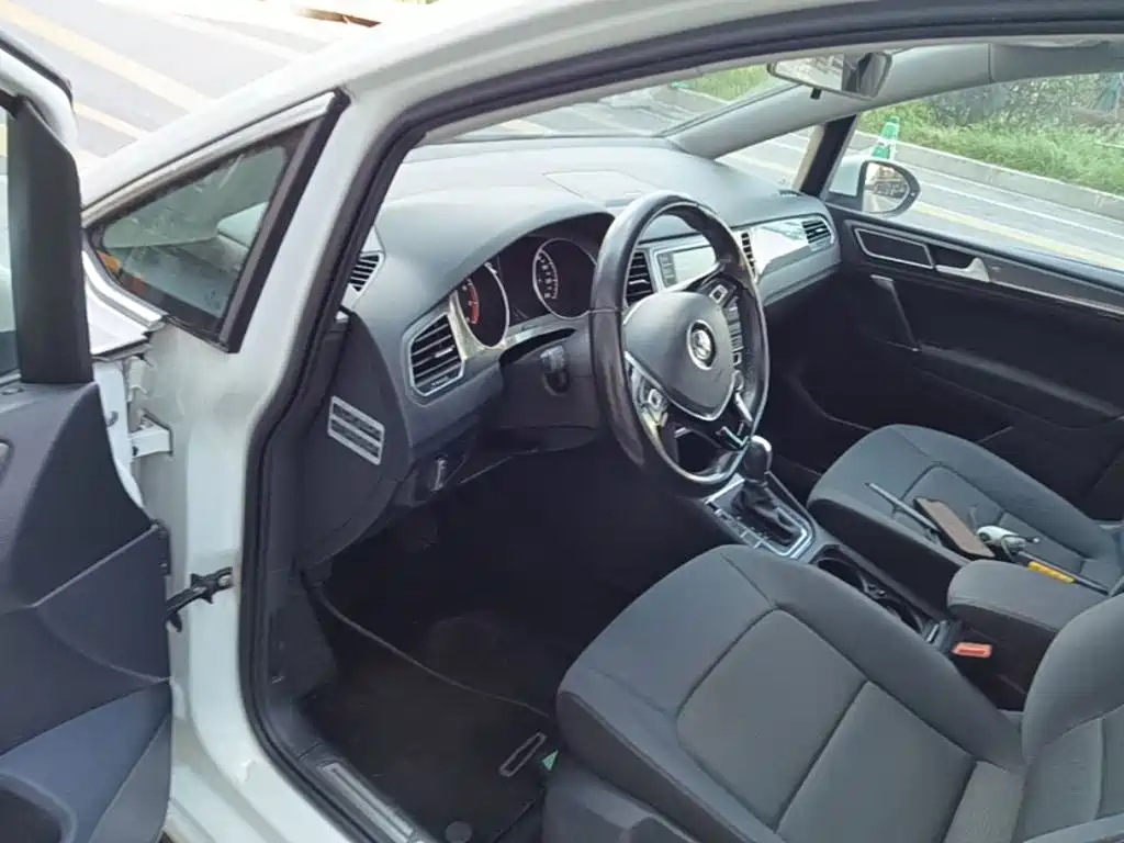 Volkswagen Golf Sportsvan — миниатюра 16