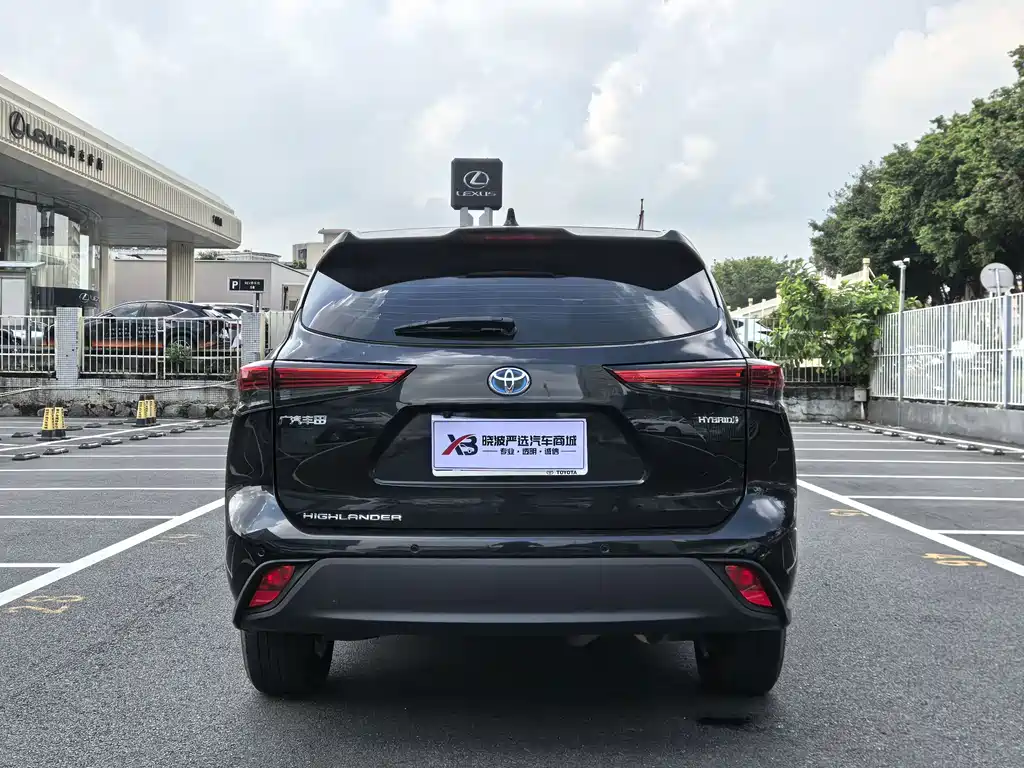 Toyota Highlander — миниатюра 5