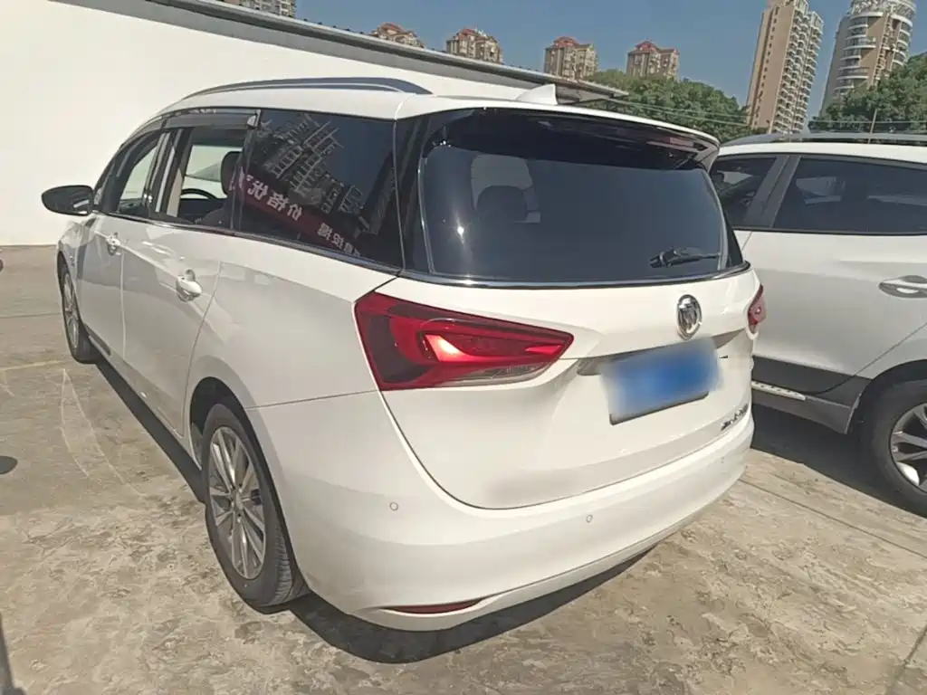 Buick GL6 — миниатюра 5