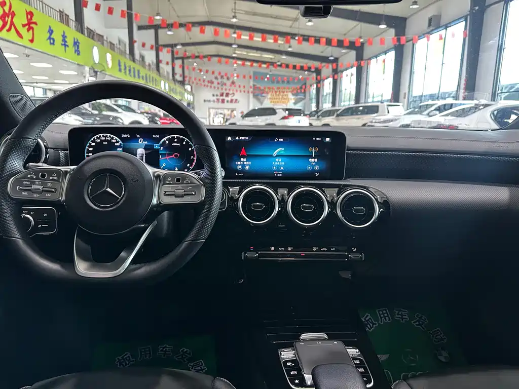Mercedes-Benz A-Class — миниатюра 5