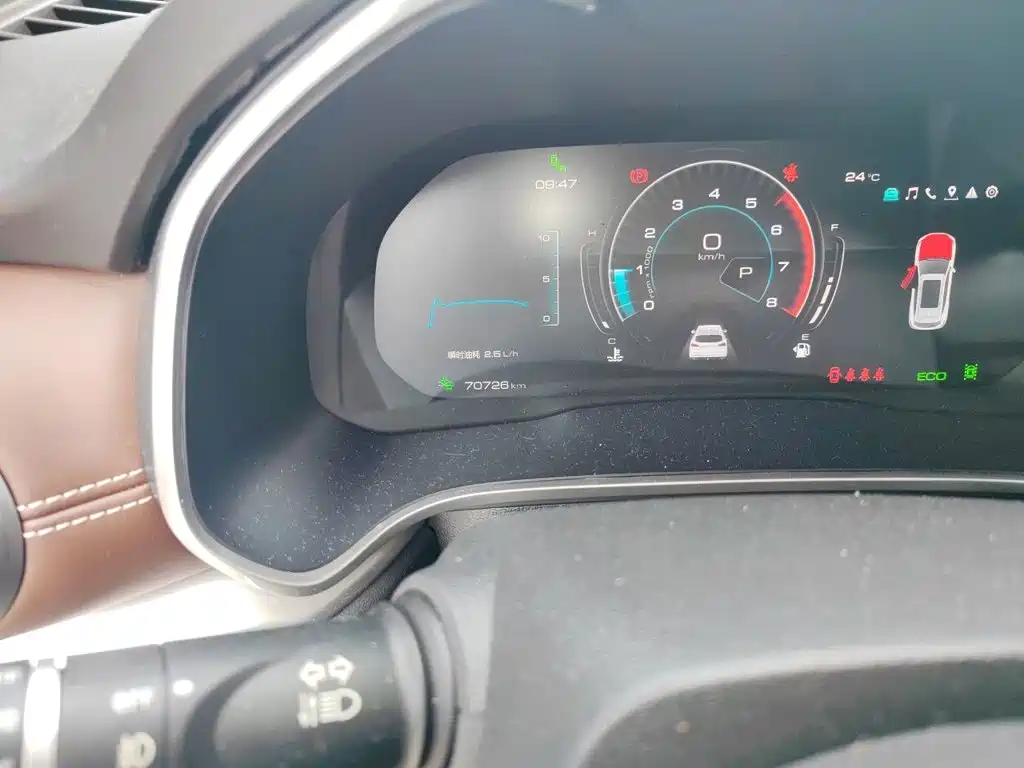 Wey Wey VV6 — миниатюра 5