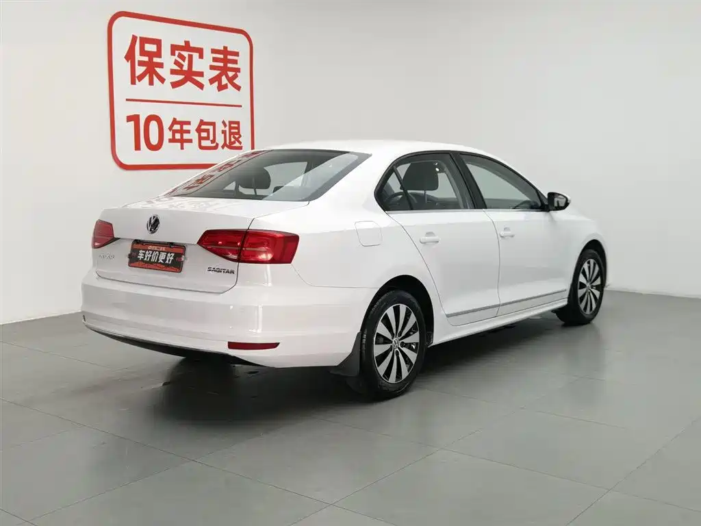 Volkswagen Sagitar 2018 1.6L AT Comfort
