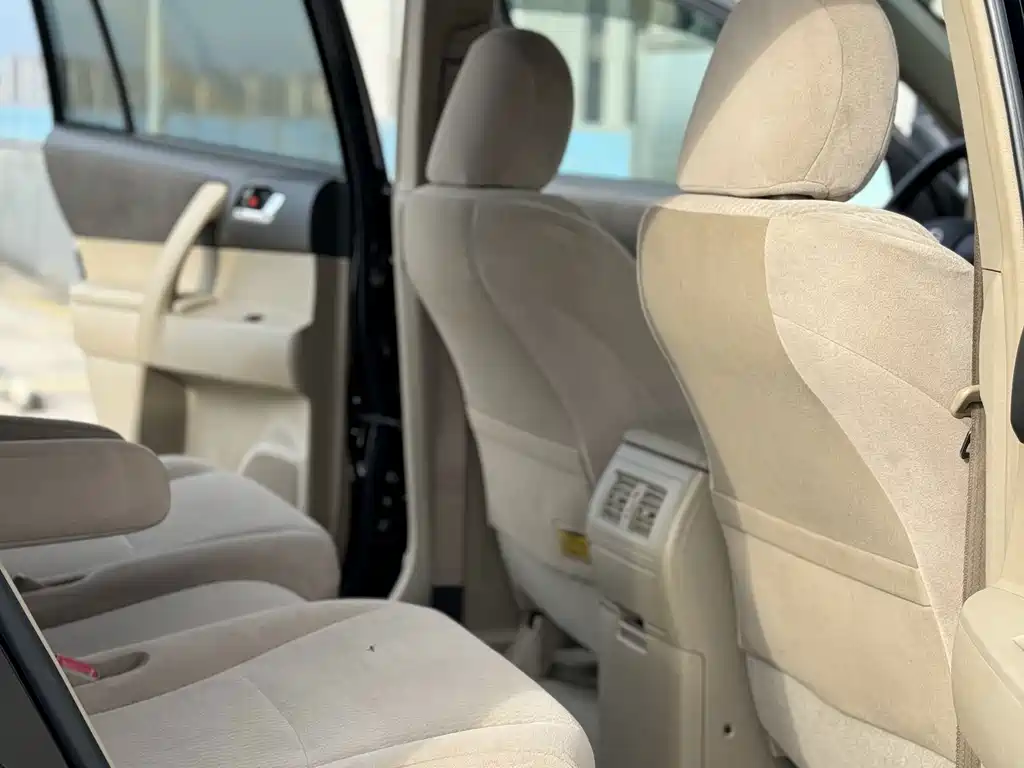 Toyota Highlander — миниатюра 11