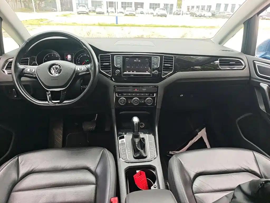Volkswagen Golf (Import) — миниатюра 14
