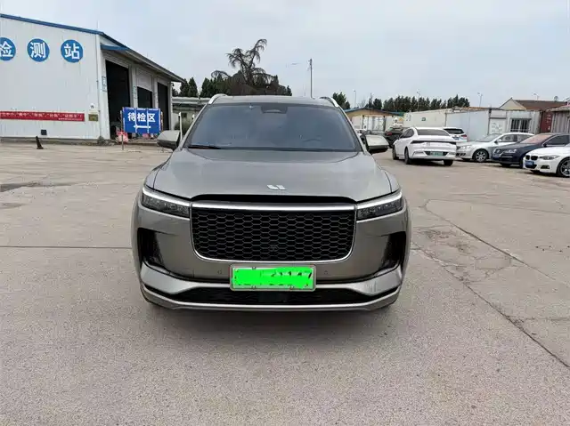 Li Auto ONE