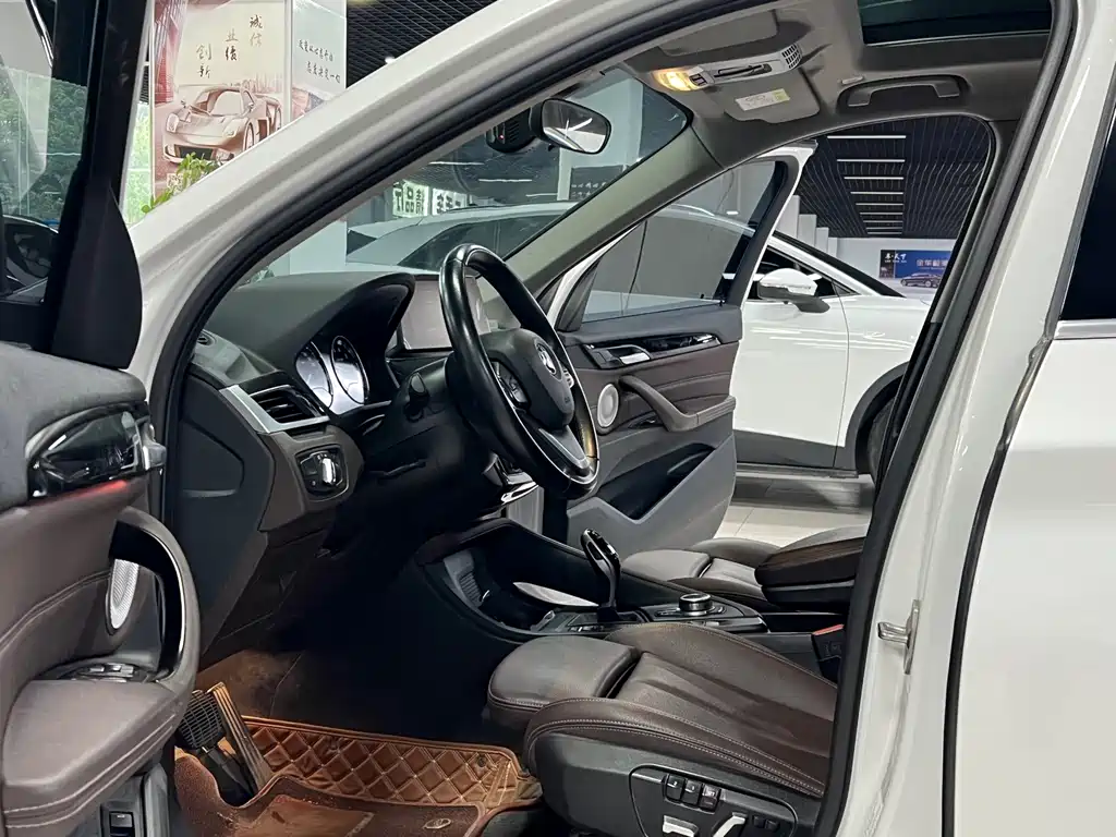 BMW X1 — миниатюра 8