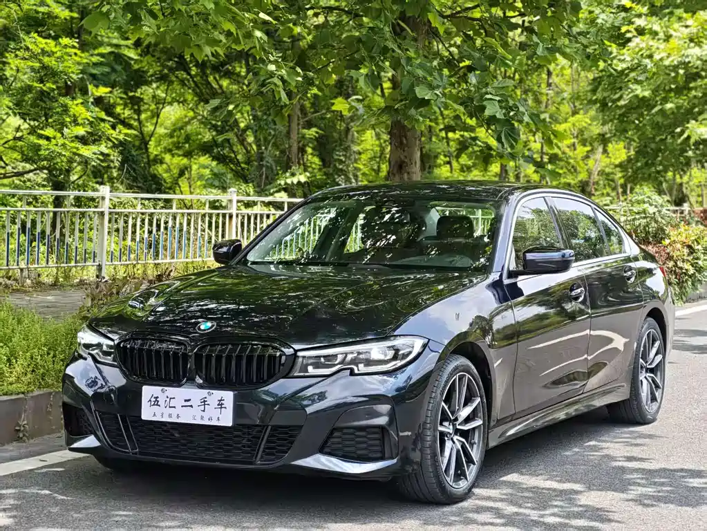 BMW 3 Series 2021