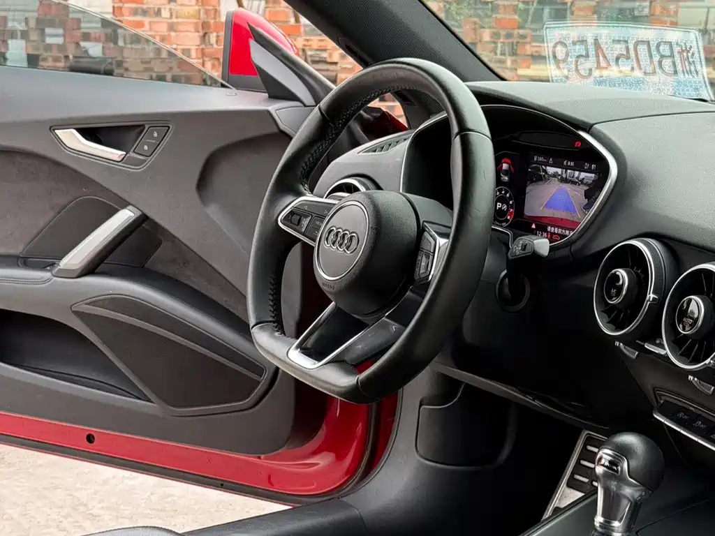 Audi TT 2015 TT Coupe 45 TFSI