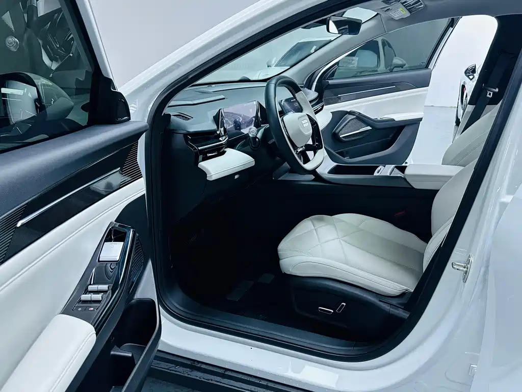 GEELY GALAXY GALAXY L6