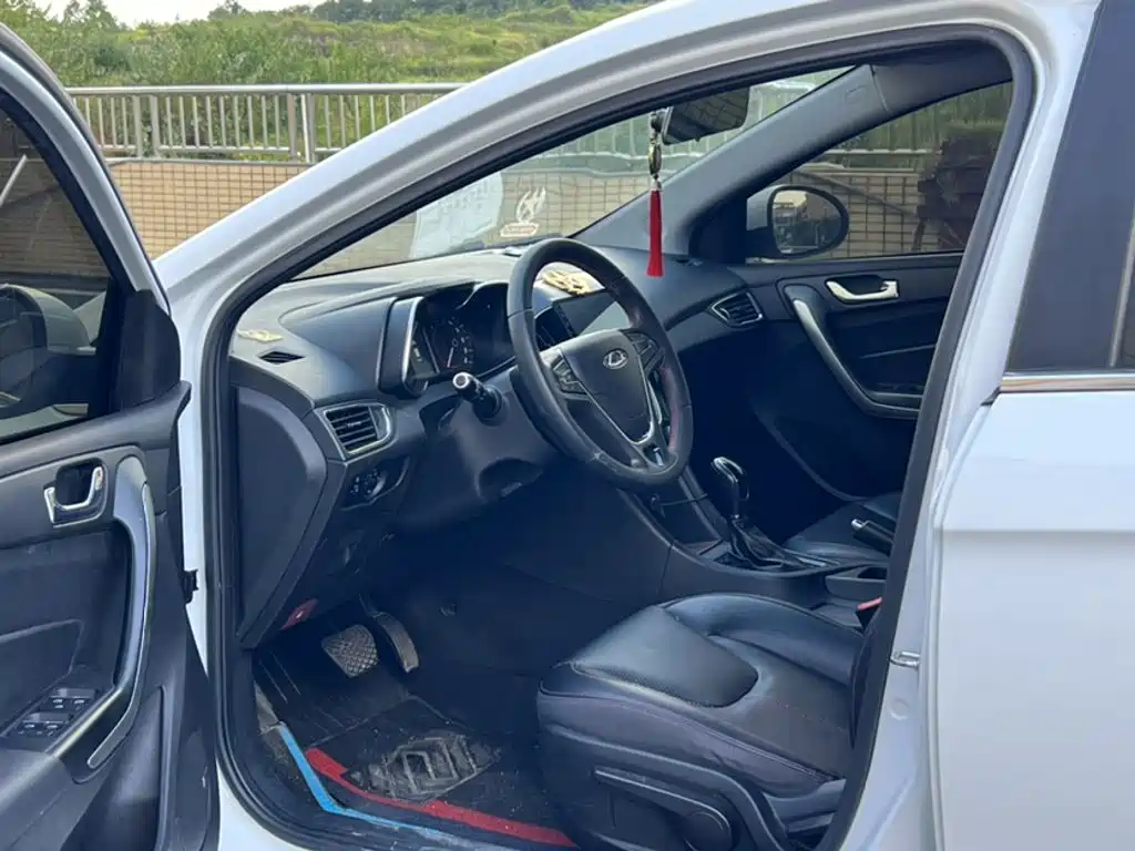 Chery Arrizo 5 — миниатюра 12
