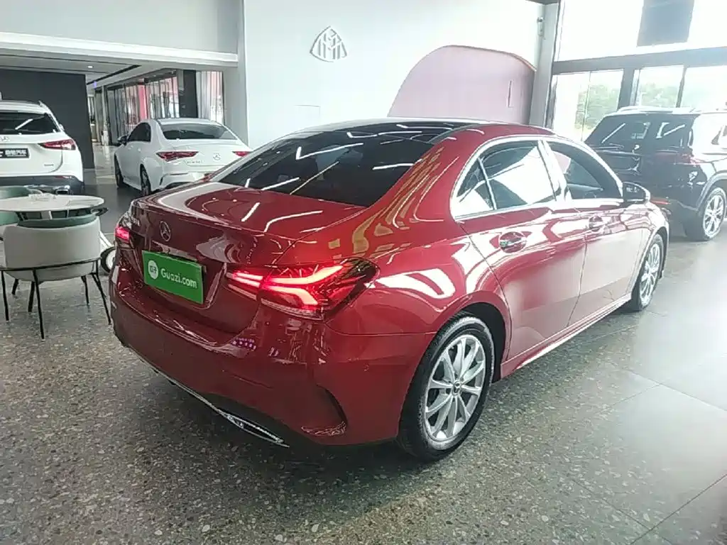 Mercedes-Benz A-Class — миниатюра 7