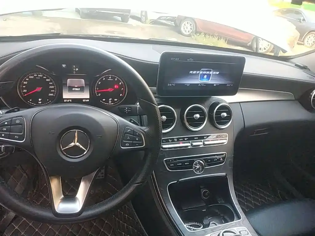 Mercedes-Benz C-Class — миниатюра 10