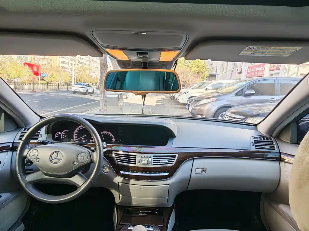 Mercedes-Benz S-Class S 2010 S 300 L Luxury