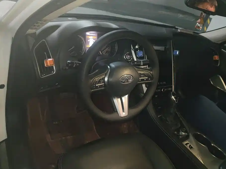 Infiniti Q50L — миниатюра 12