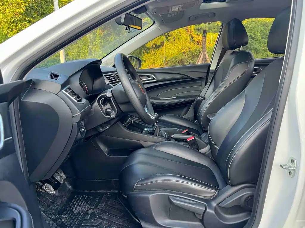 Roewe i5 — миниатюра 9