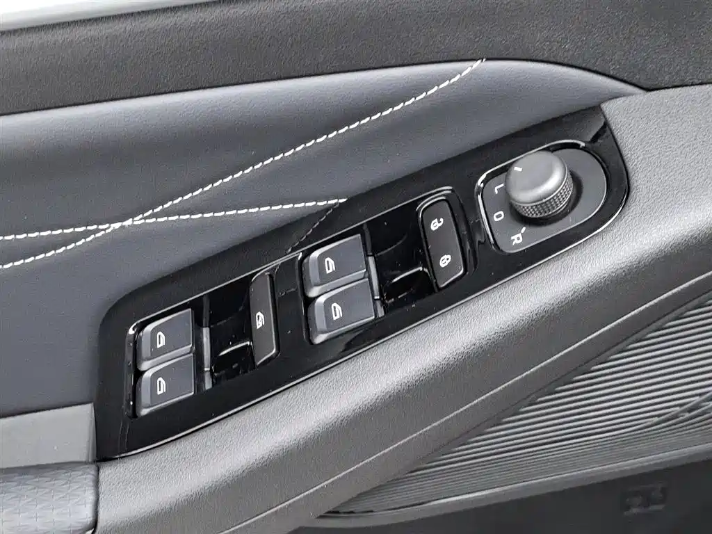 GEELY AUTOMOBILE EMGRAND