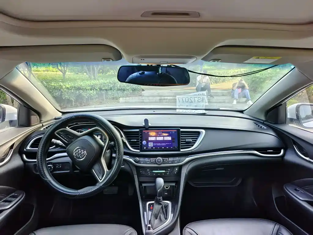 Buick Excelle — миниатюра 7