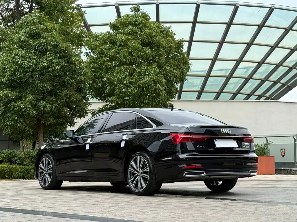 Audi A6L — миниатюра 9