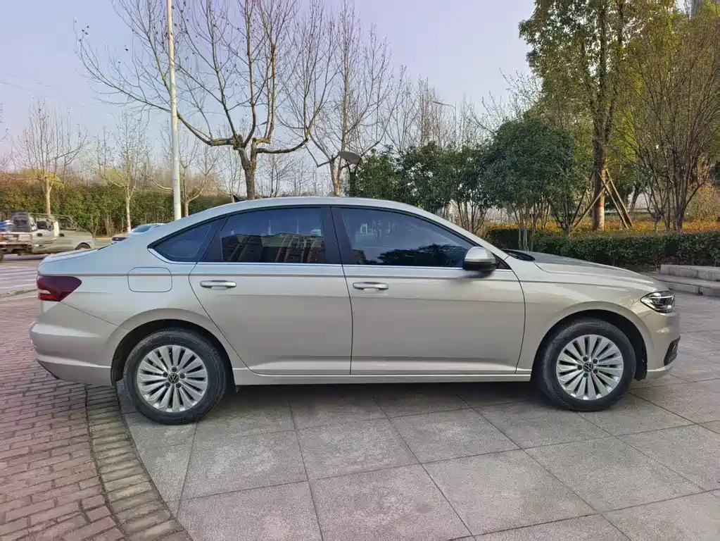 Volkswagen Lavida — миниатюра 10