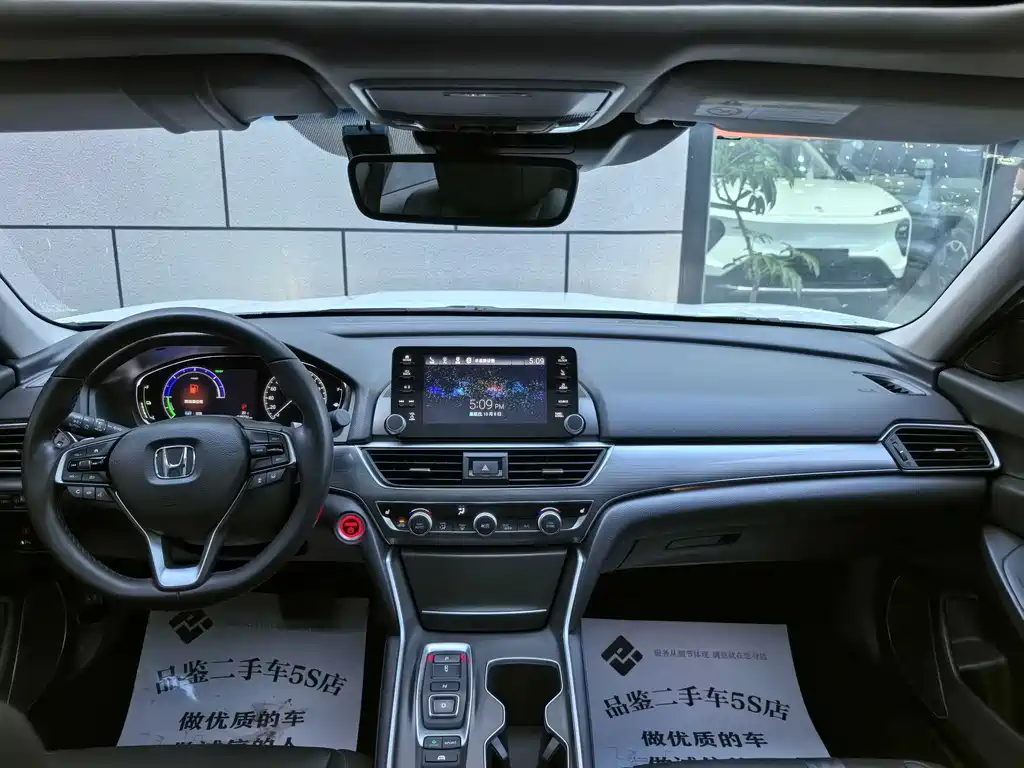 Honda Accord — миниатюра 8