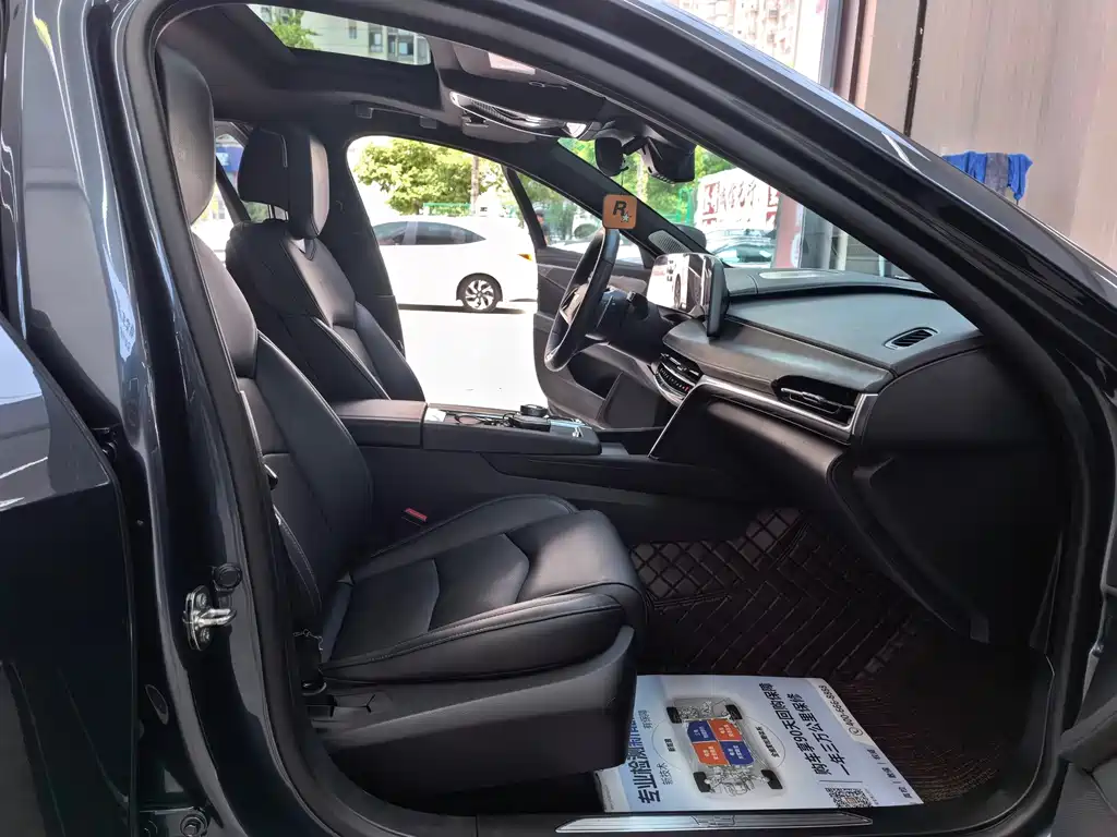 Cadillac CT6 — миниатюра 15