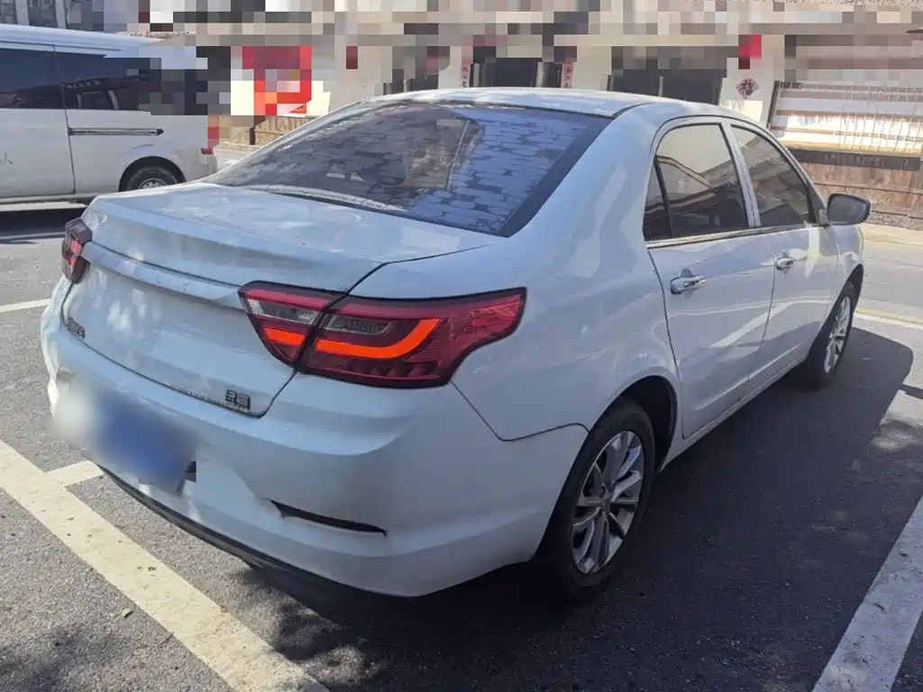 Geely Vision — миниатюра 7