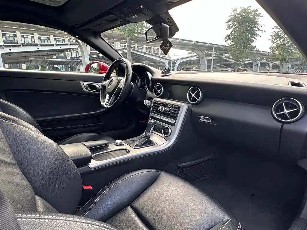 Mercedes-Benz SLK-Class — миниатюра 12