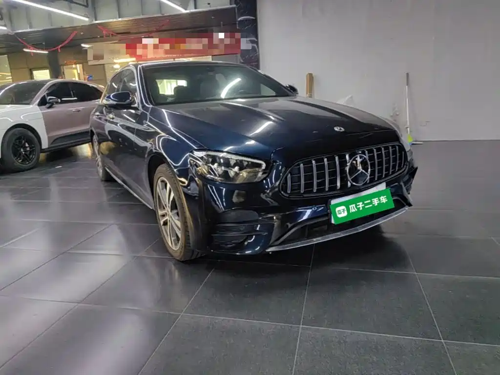 Mercedes-Benz E-Class — миниатюра 4