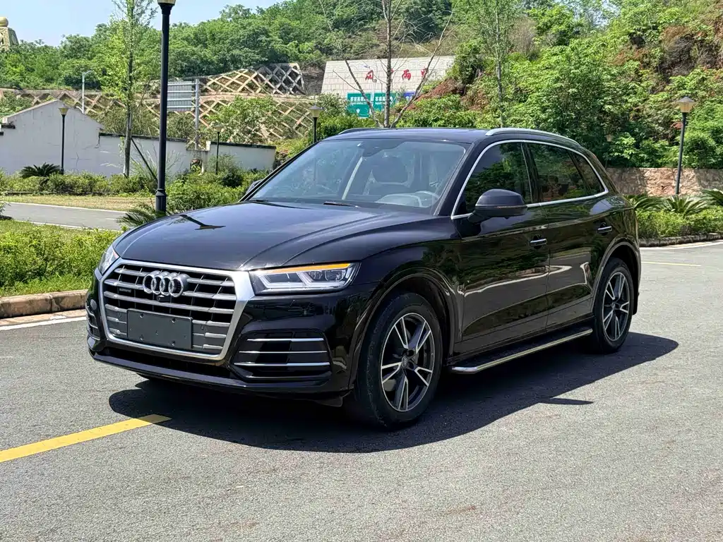 Audi Q5L 2019
